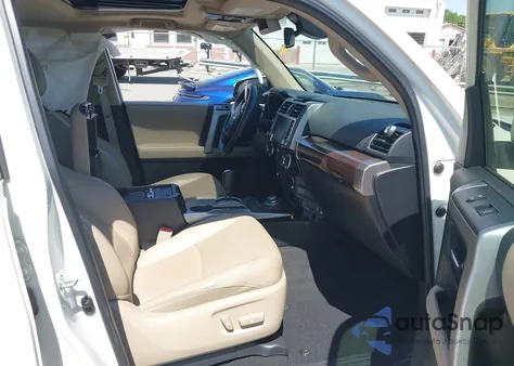 2020 Toyota 4Runner Limited из США, поврежденный, VIN JTEBU5JR5L5779552